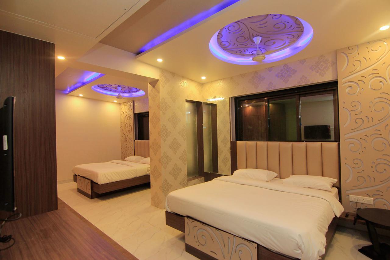 شيردي Hotel Sai Dharam Palace المظهر الخارجي الصورة
