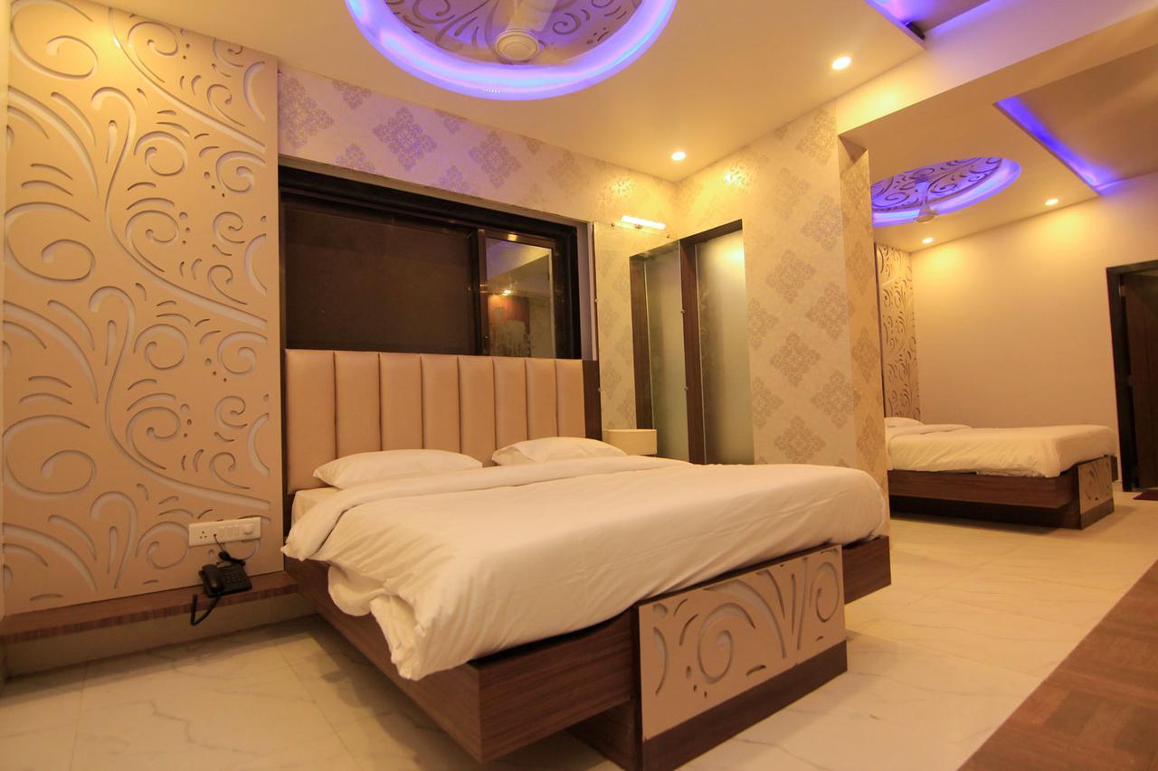 شيردي Hotel Sai Dharam Palace المظهر الخارجي الصورة