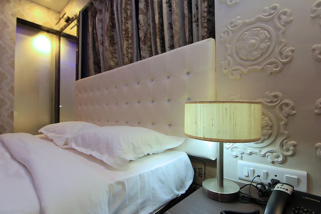 شيردي Hotel Sai Dharam Palace المظهر الخارجي الصورة